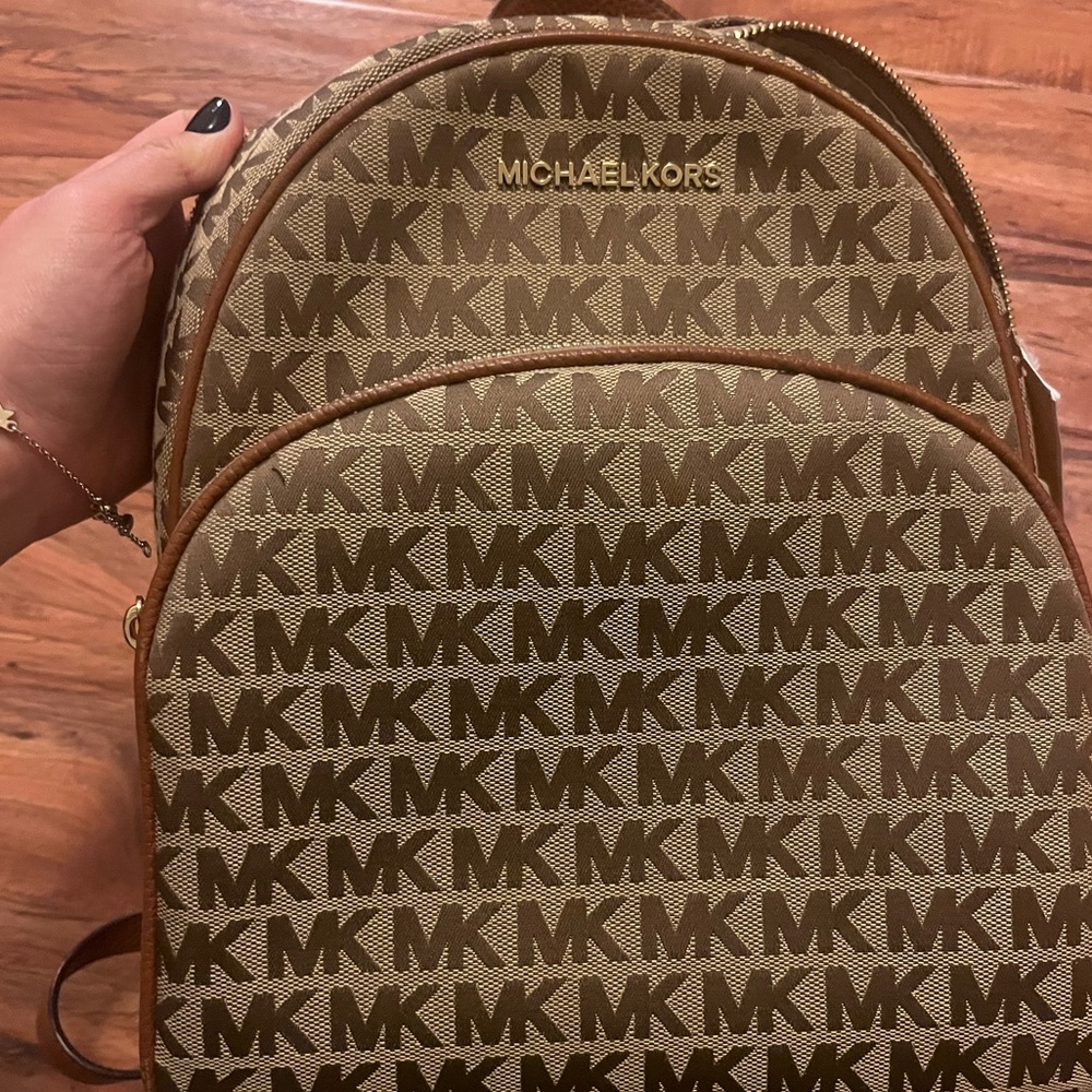 MICHAEL KORS BACKPACK
